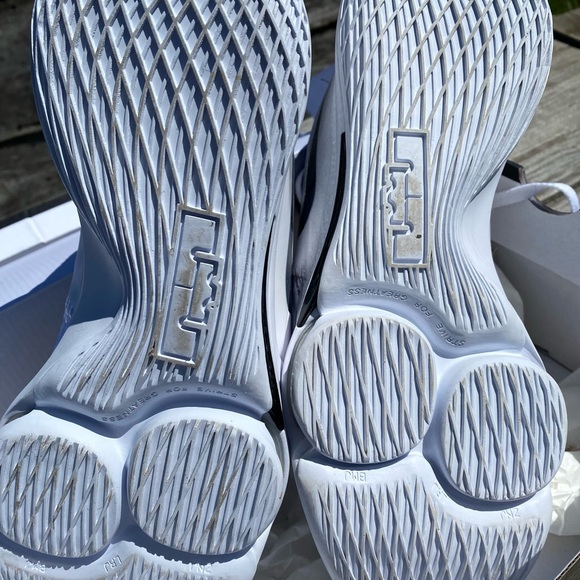 NIKE LEBRON V 5 basketball shoes Men’s size 11.5 - Picture 5 of 15